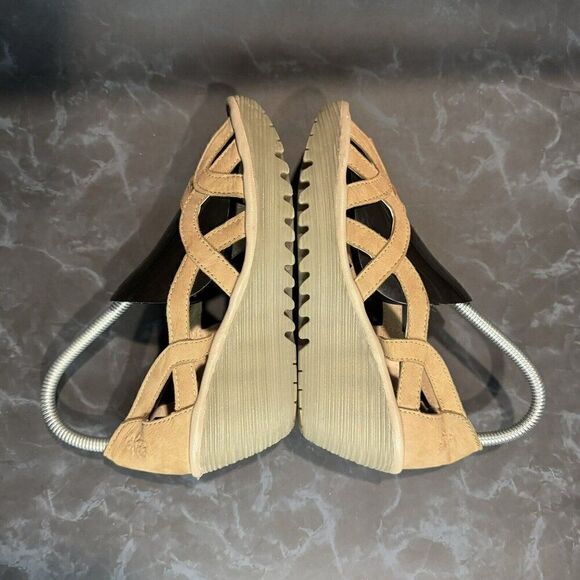 Fly London Yadi Taupe Leather Slip on Peep-toe Wedge Sandals Cut Out Size 6-6.5 - Picture 5 of 8